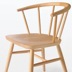 Chaises, Bancs Et Tabourets^Muji Chaise en hêtre massif à pieds arrondis et accoudoirs