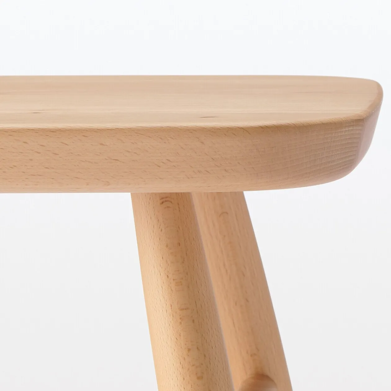 Chaises, Bancs Et Tabourets^Muji Tabouret en être massif à pieds arrondis