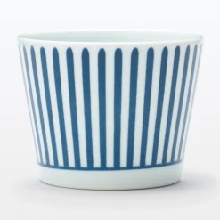 Vaisselle^Muji Tasse à saké en porcelaine Hasami - Motif rayures éventail