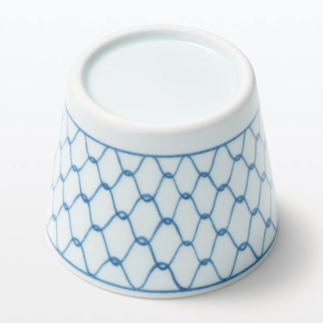 Vaisselle^Muji Tasse à saké en porcelaine Hasami - Motif maille